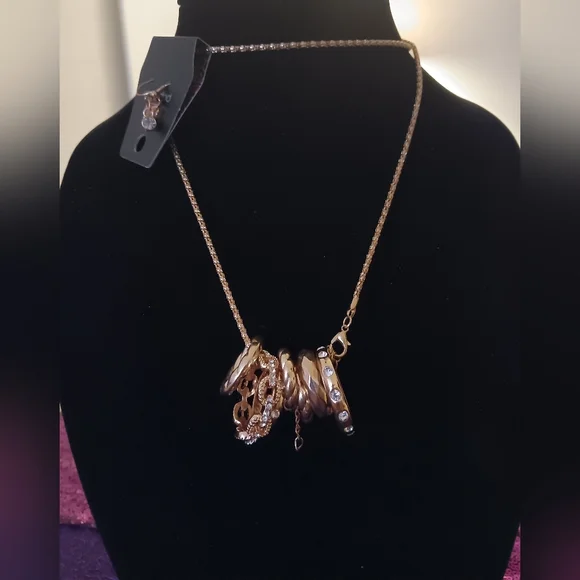 Elegant Gold Necklace with Charms - Picture 3 of 6